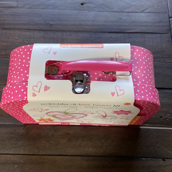 Kids Embroider Craft Kit Gift - Picture 4 of 4